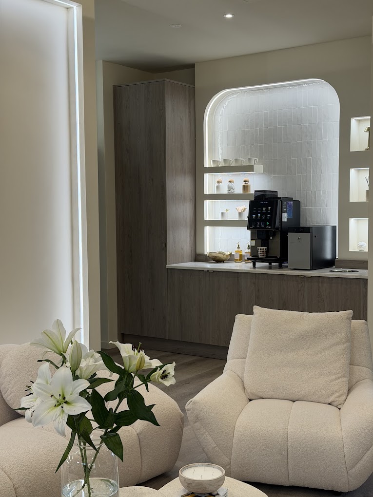 Salon coffee lounge with backlit display niches